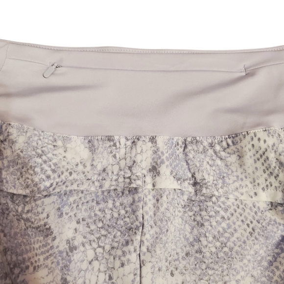 NWT Avia Women's Plus Compression Waist Running Athletic Shorts XXXL 22 - Picture 8 of 9